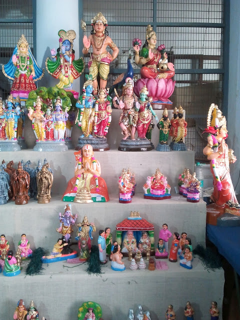 navarathri golu gods and goddess theme